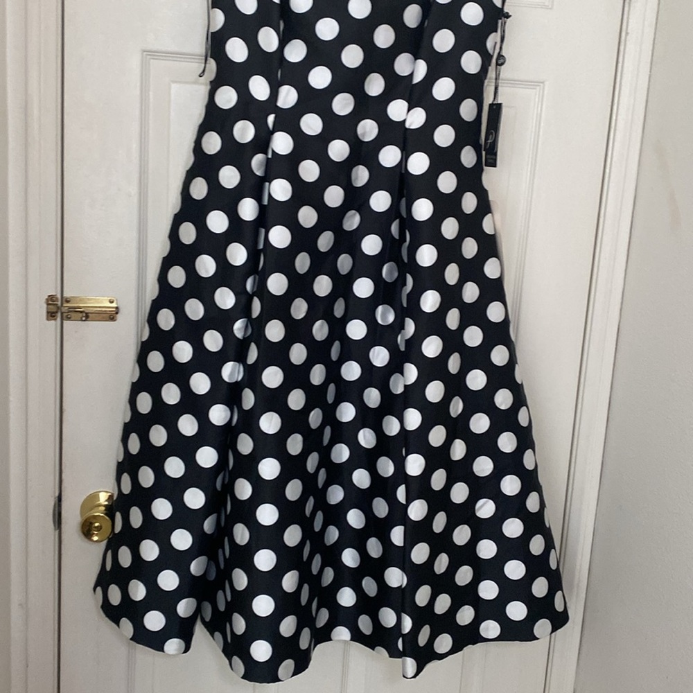 Adrianna Papell Black and White Polka Dot Midi Dress - Picture 6 of 10
